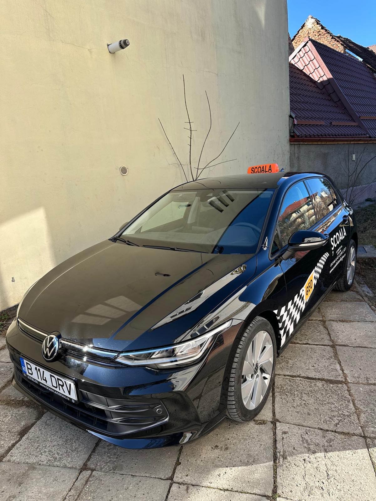 VW GOLF VIII benzina